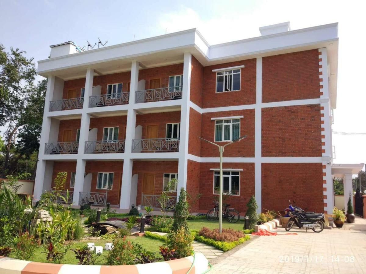 The Hotel 2*